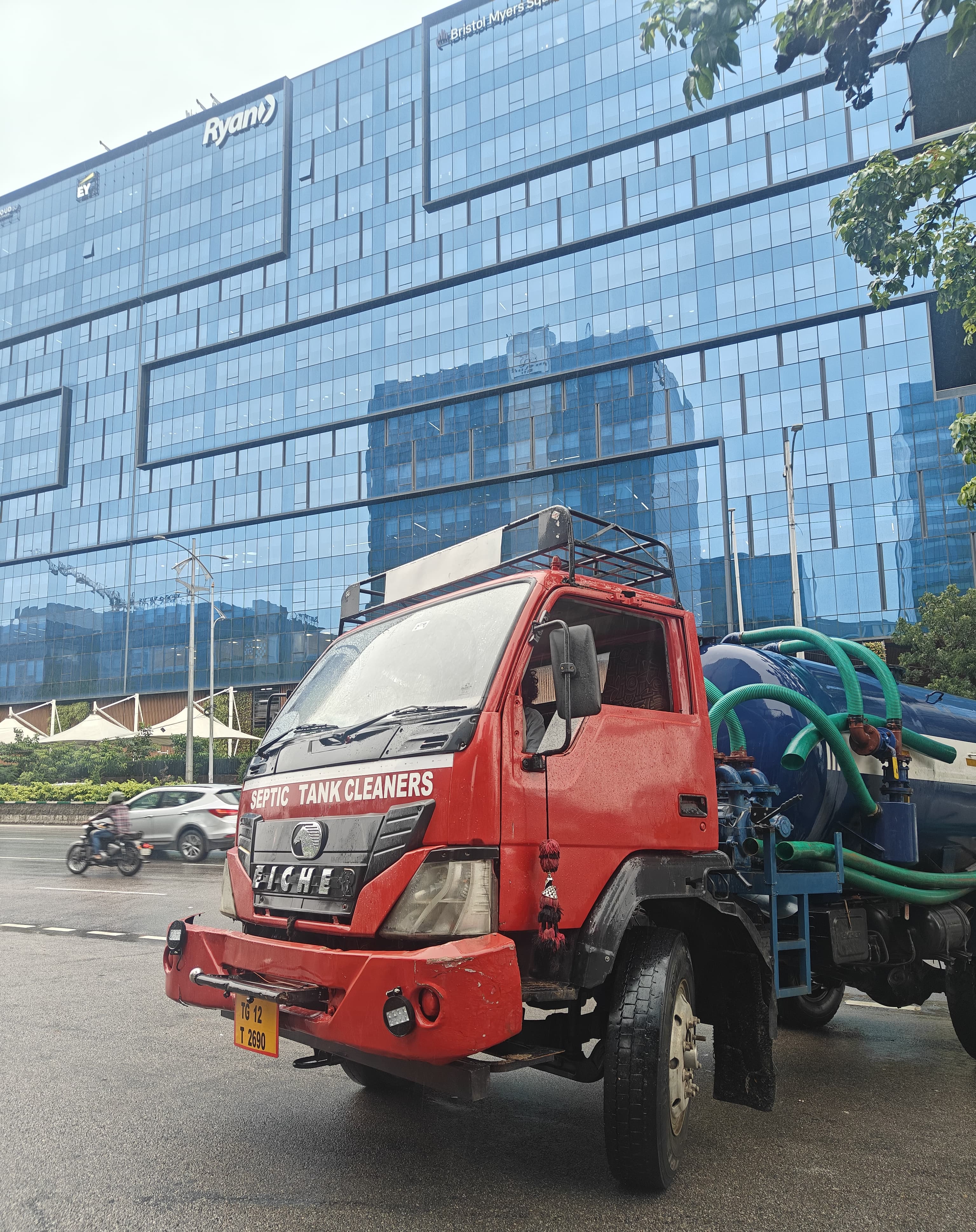 Professional septic cleaning service in Hyderabad